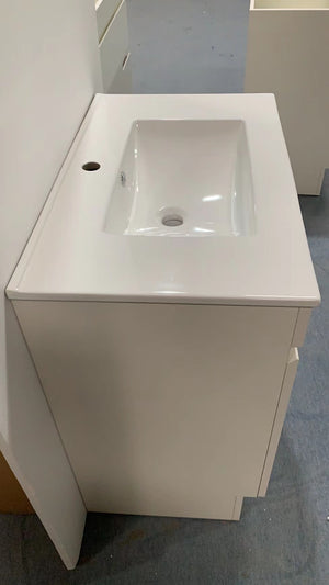 Free-standing White Bathroom Vanity with Ceramic Top Integrated Basin - B6001F-75